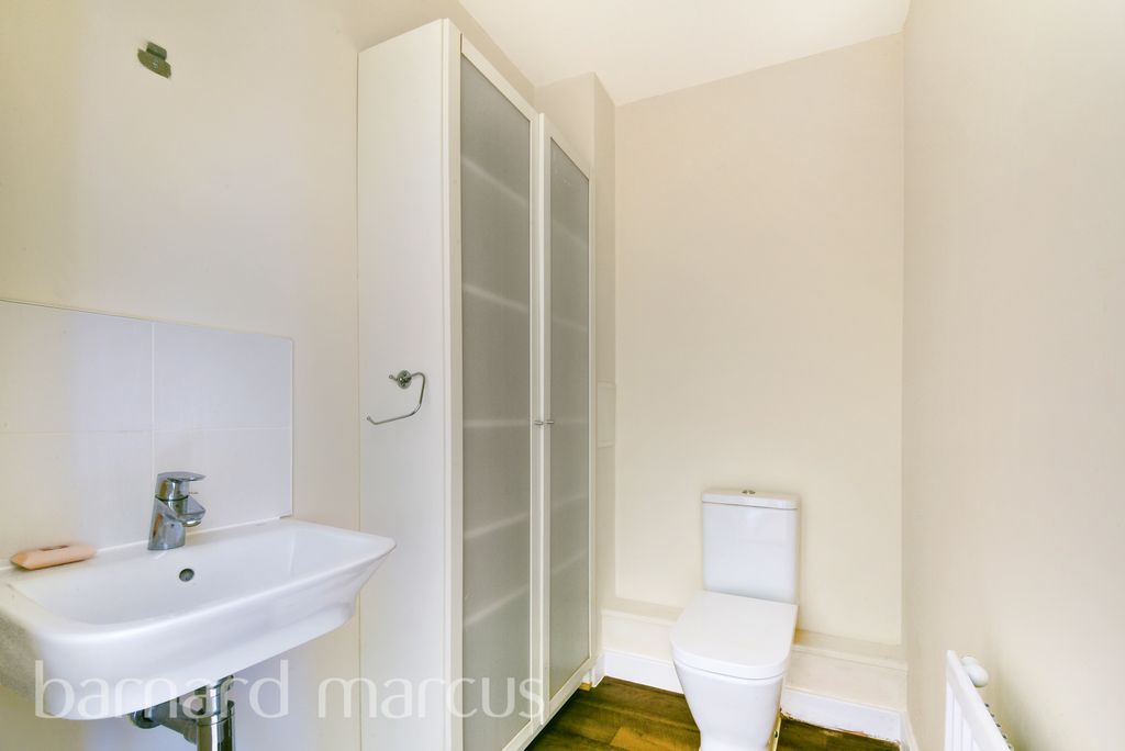 Property photo 3 of 9 Image