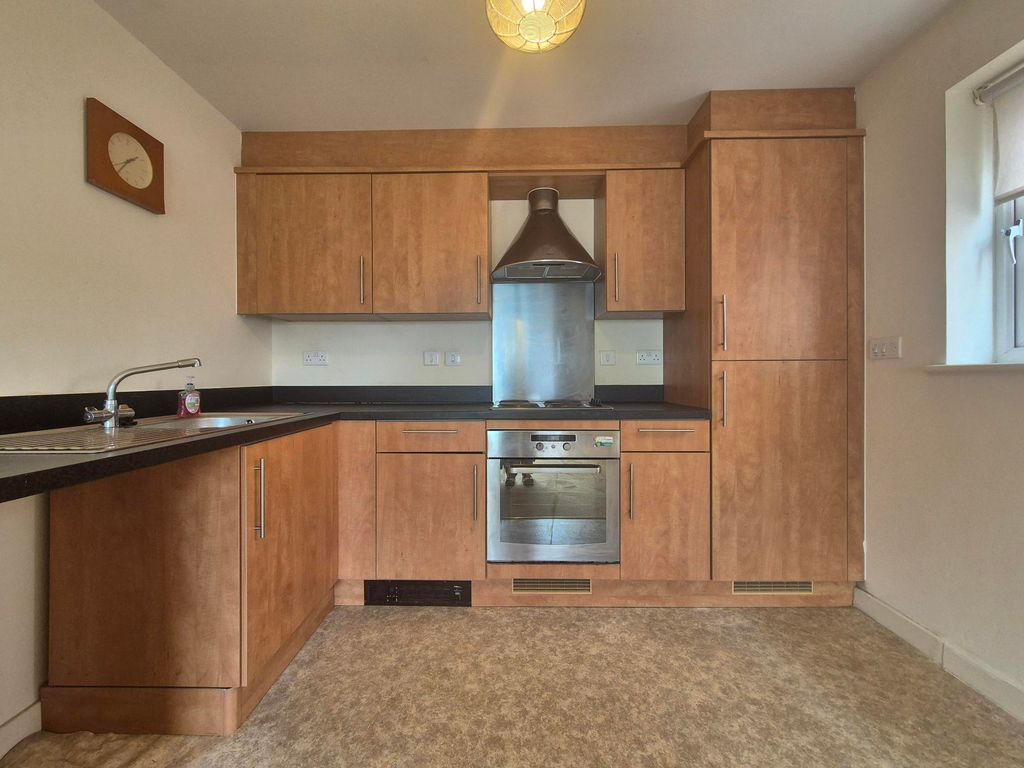 Property photo 2 of 15 1000029887