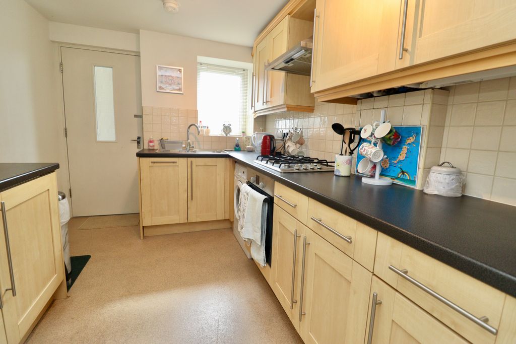 Property photo 2 of 10 Img_9911