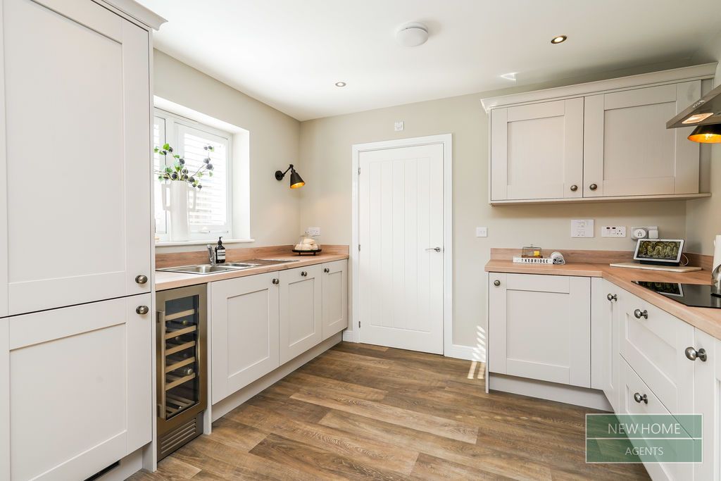 Property photo 3 of 21 Photo 10