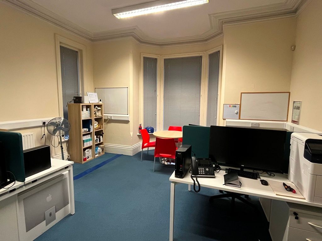 Property photo 3 of 6