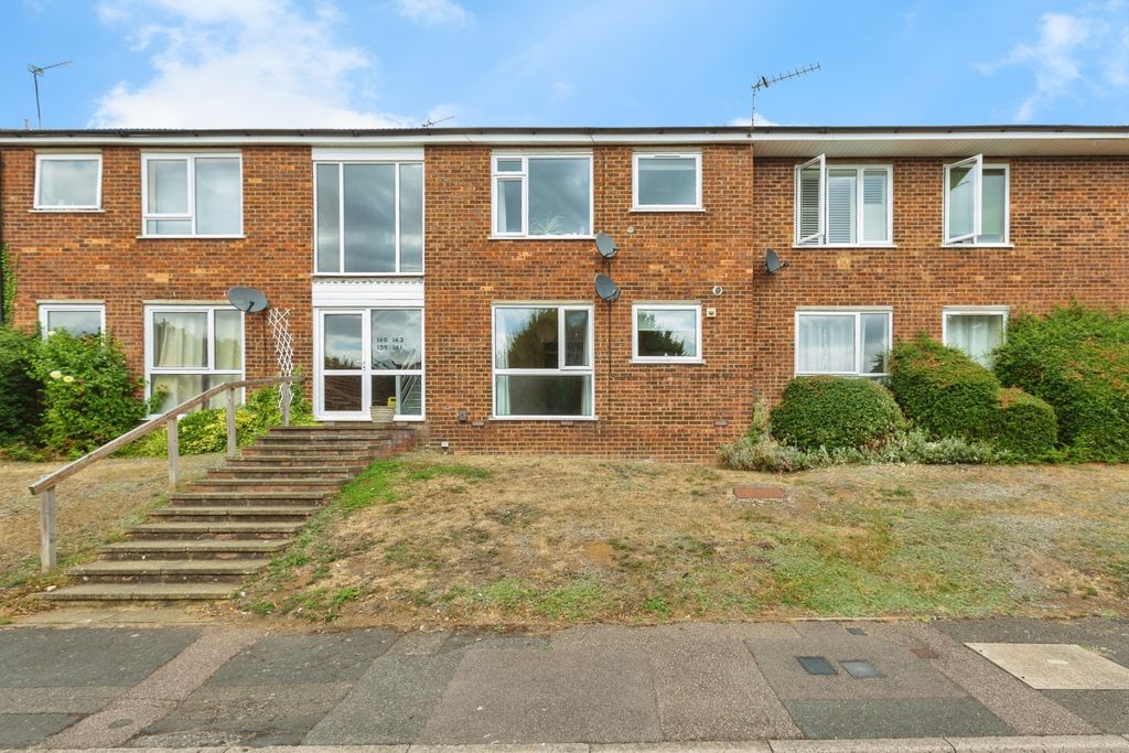 Property photo 1 of 17 2025-08-23-141Chilternparkavenueberkhamstedhp41Ez-1001862884-2869