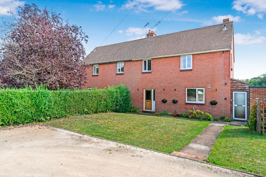 Property photo 1 of 21