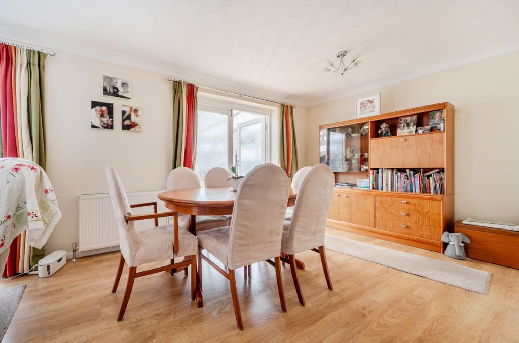 Property photo 3 of 19