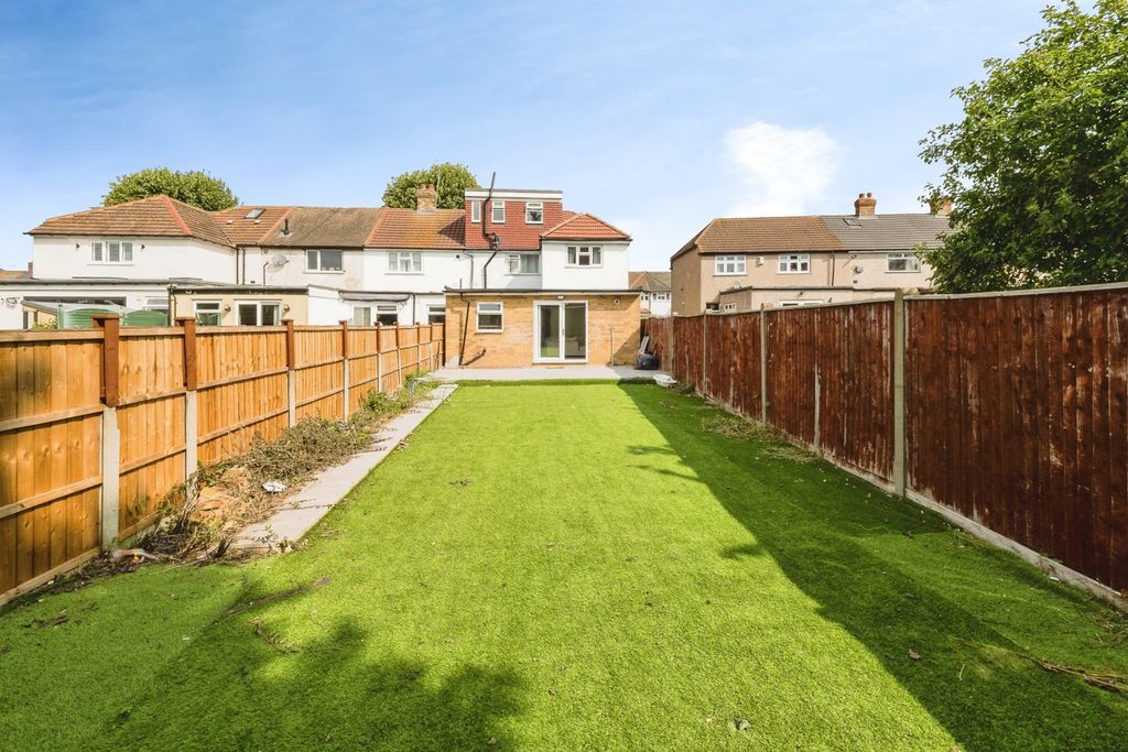 Property photo 3 of 20 Pbox-Img.Jpg