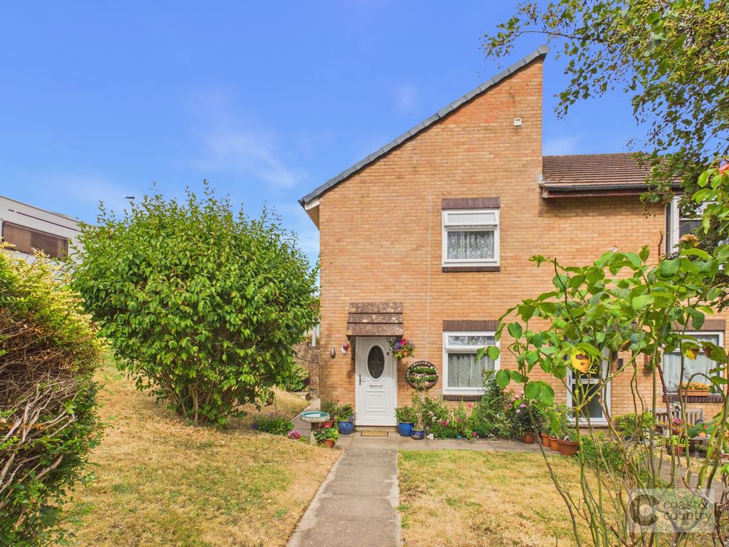Property photo 2 of 29