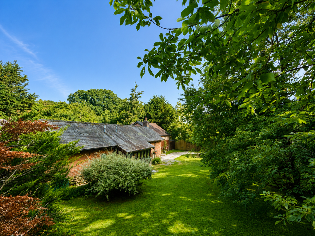 Property photo 3 of 38