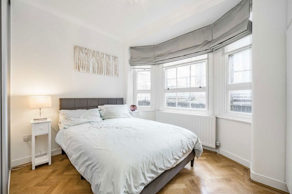 Property photo 3 of 5