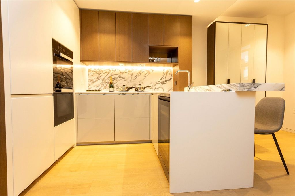 Property photo 2 of 13 Picture No. 07