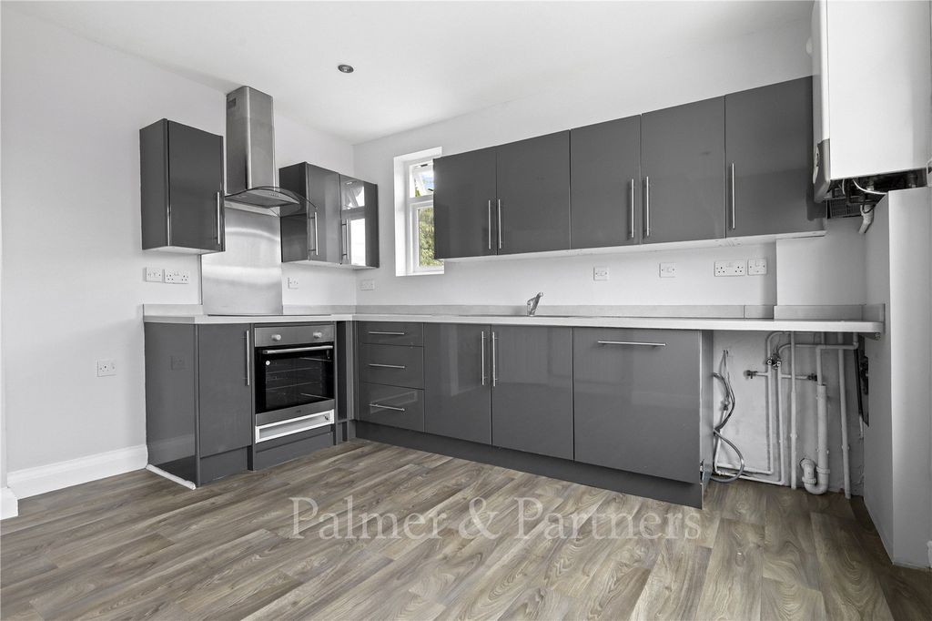 Property photo 3 of 9 Picture No. 08