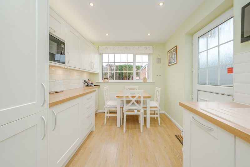 Property photo 2 of 25 Photo 30