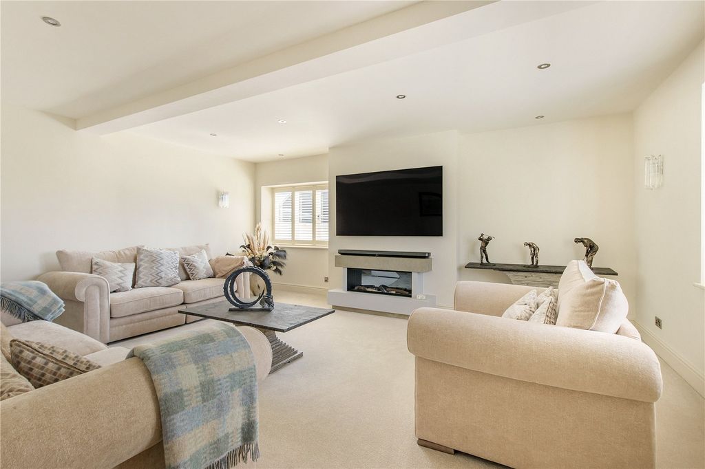 Additional image 9 of 5 bed equestrian for saleNorwich Road, Kennett, Newmarket CB8