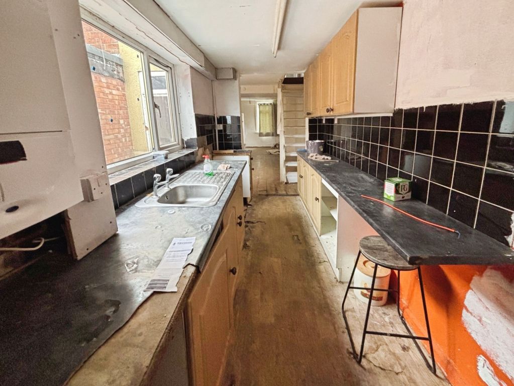 Property photo 2 of 8 Pbox-Img.Jpeg