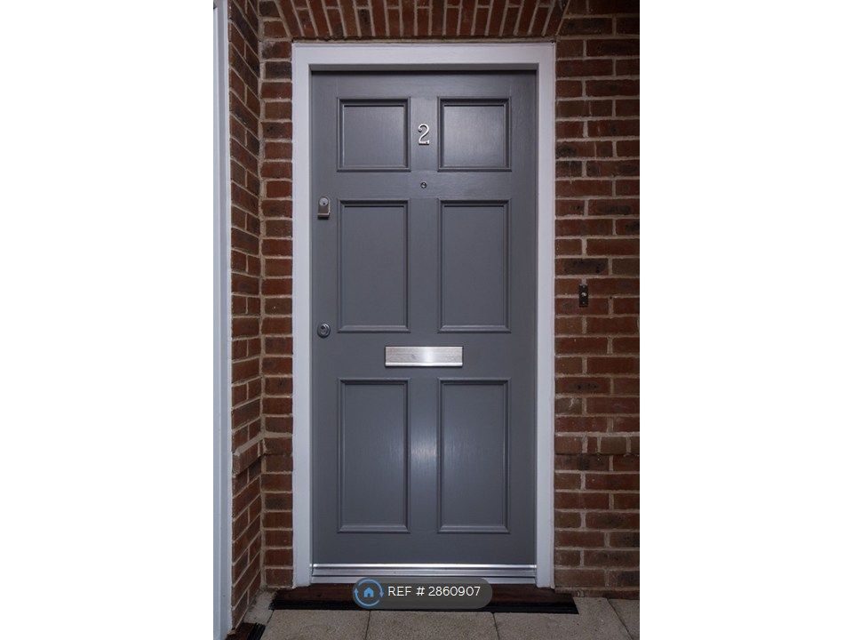 Property photo 3 of 15 Own Dedicated Entrance