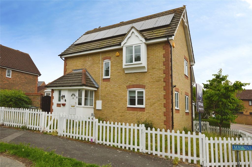 Property photo 1 of 15 Front