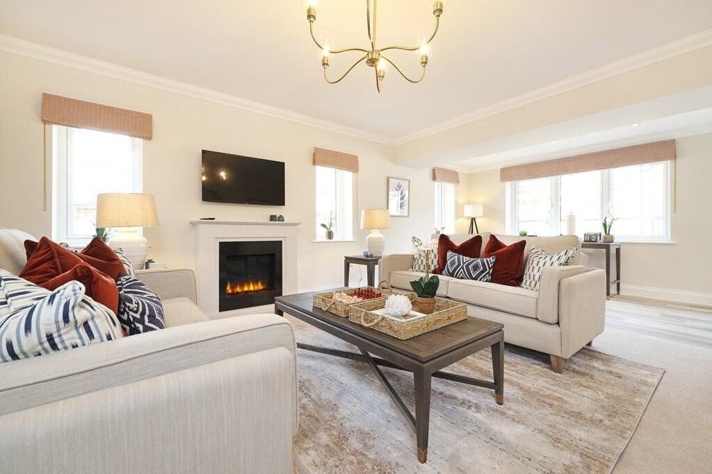 Property photo 1 of 12 Show Home