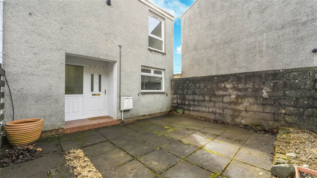 Property photo 2 of 17 Picture No. 02