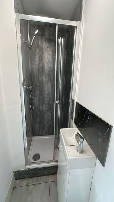 Property photo 3 of 3