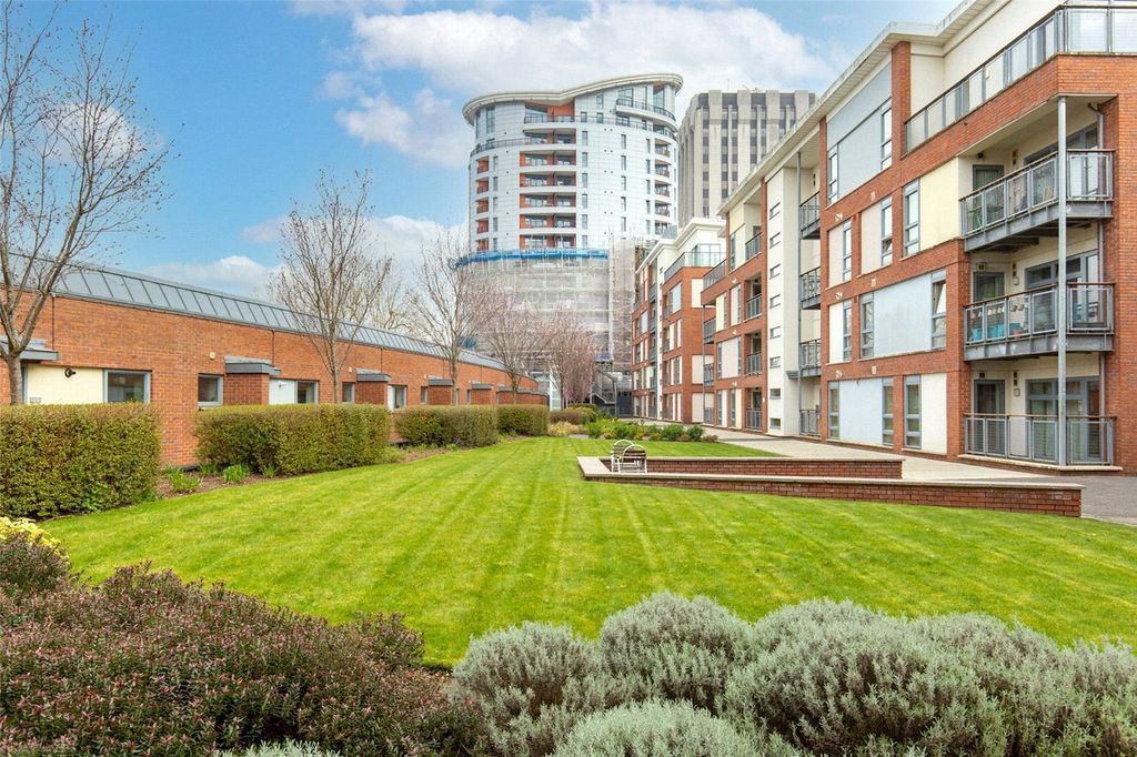Property photo 2 of 11 Picture No. 13