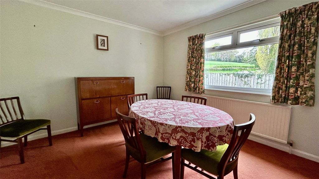 Property photo 3 of 10 Picture No. 06