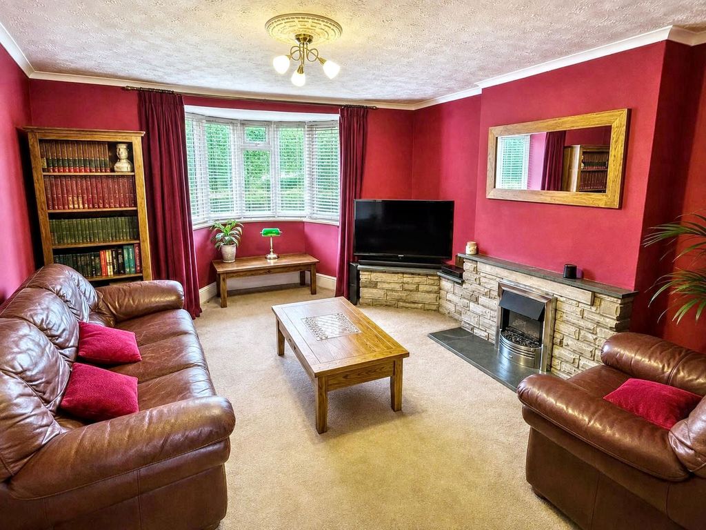 Property photo 3 of 23