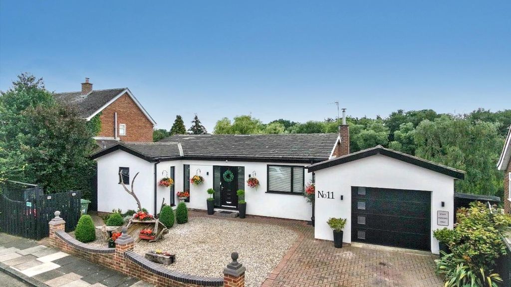 Property photo 1 of 24