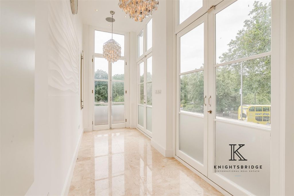 Property photo 1 of 11 Study