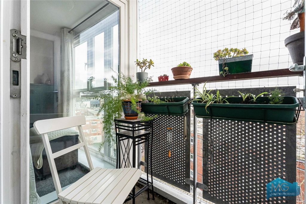 Property photo 3 of 18 Picture No. 21