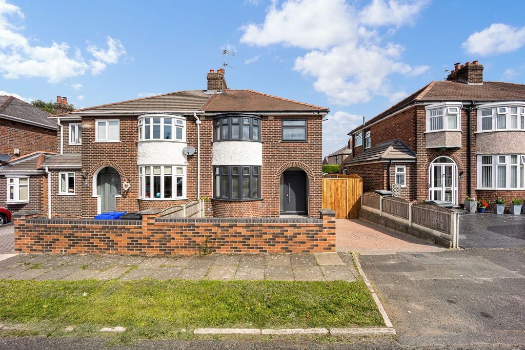 Property photo 1 of 38