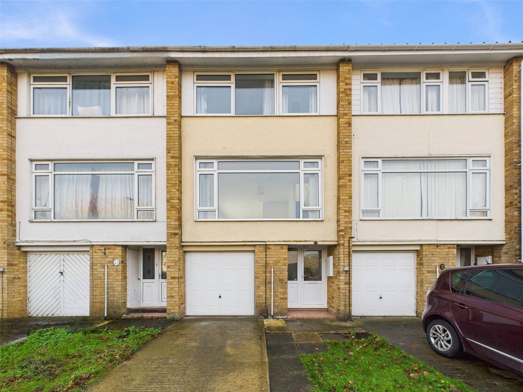 Property photo 1 of 17 Picture No. 24