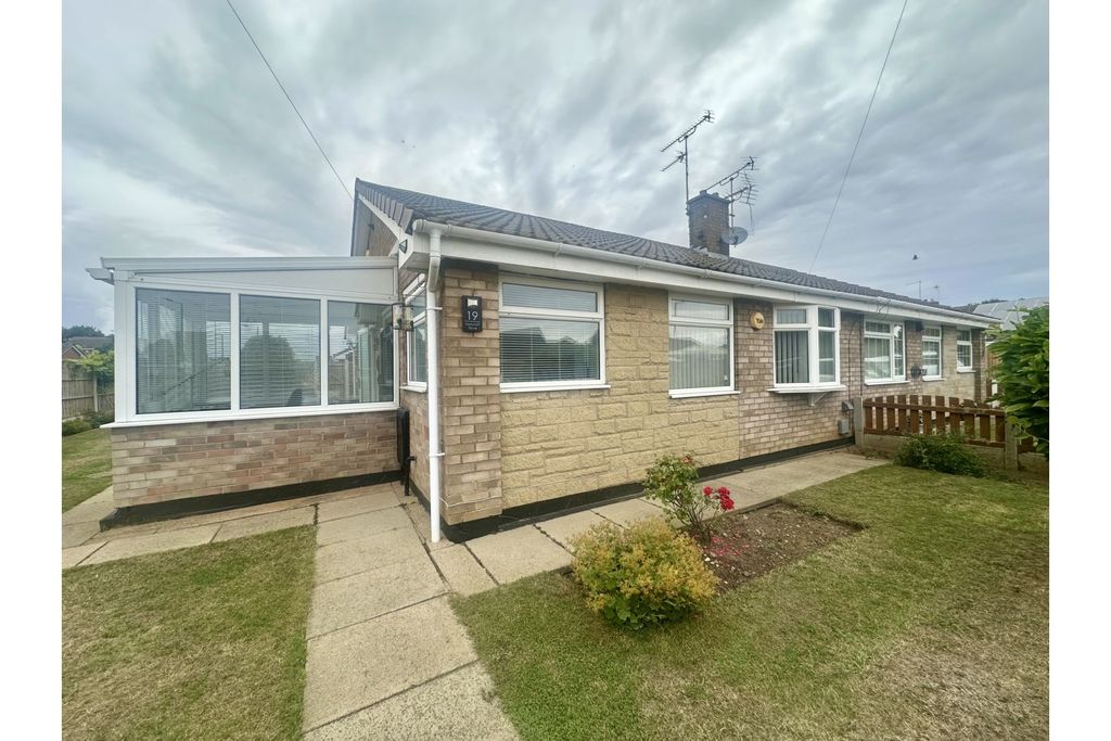 Property photo 2 of 21