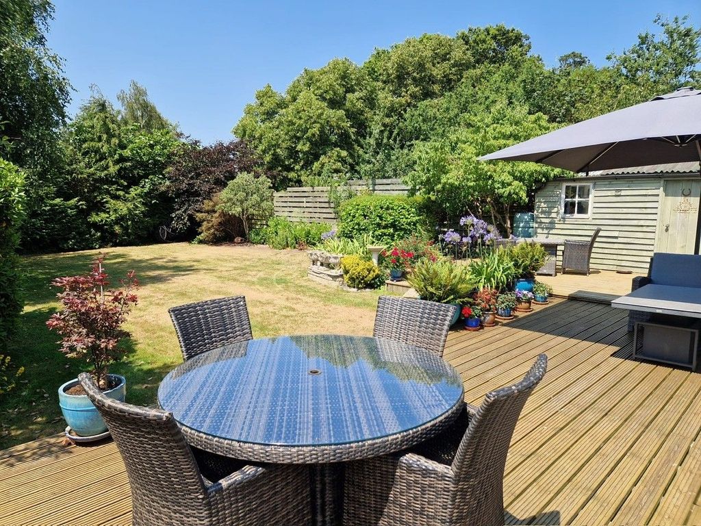 Property photo 2 of 19