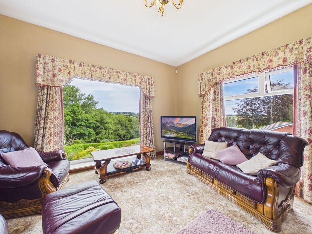 Property photo 2 of 50