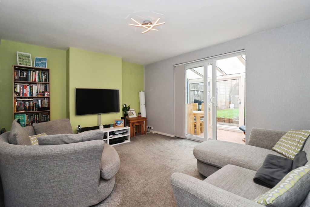 Property photo 2 of 15 Pbox-Img.Jpg