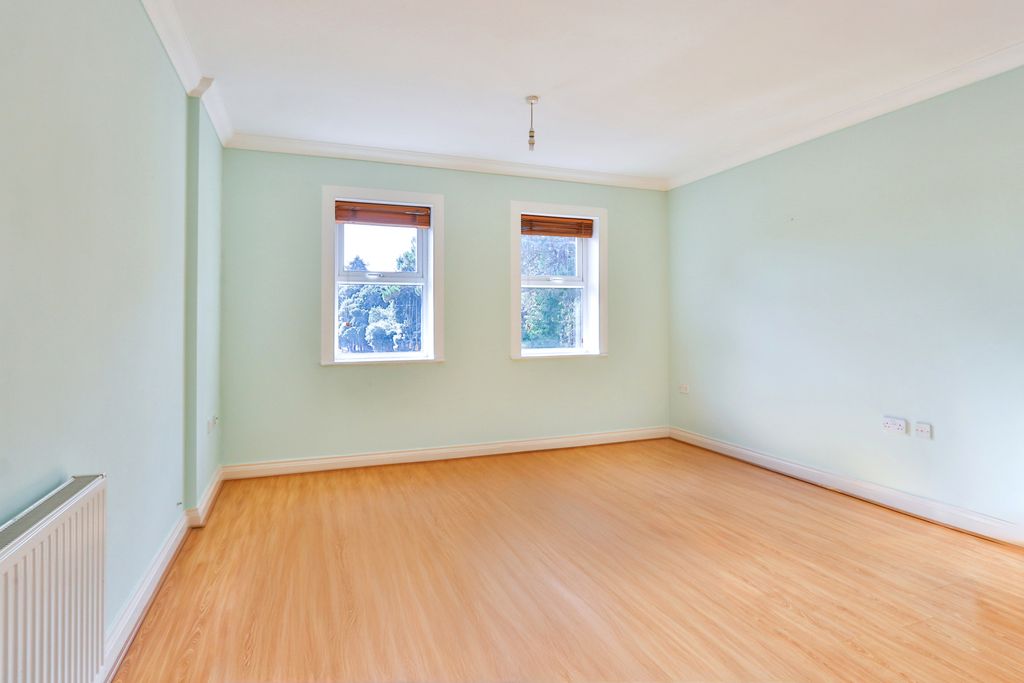 Property photo 3 of 13 Img_6743