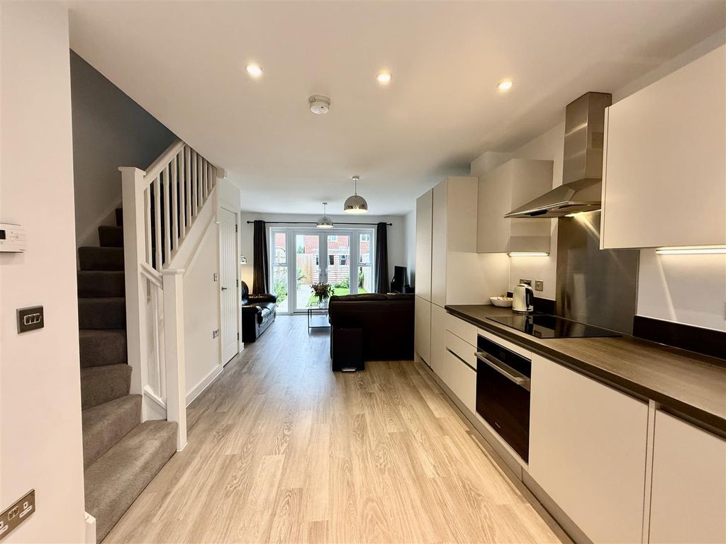 Property photo 2 of 17 2