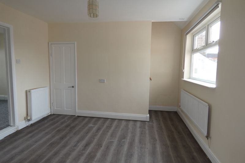 Property photo 3 of 14 Dining Room
