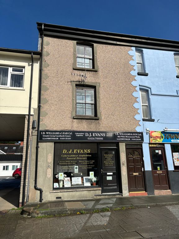 Property photo 1 of 14