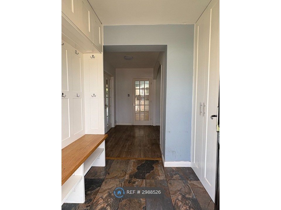 Property photo 2 of 27 Entry To Foyer