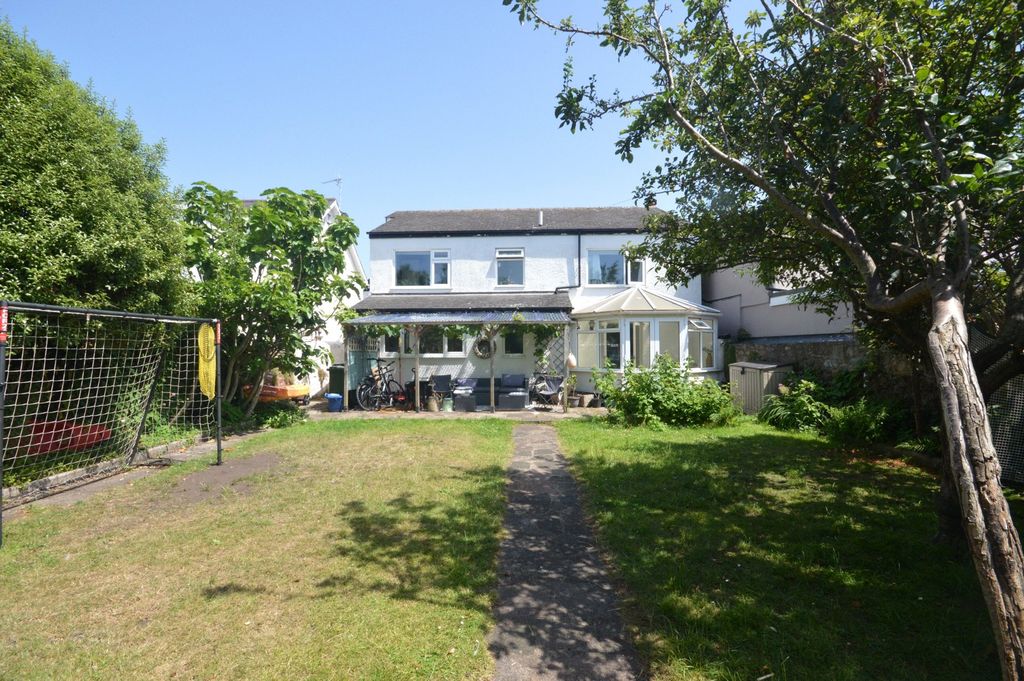 Property photo 2 of 20 Picture No. 39