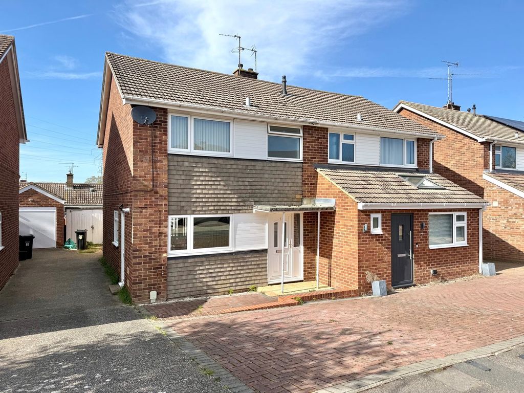 Property photo 1 of 9