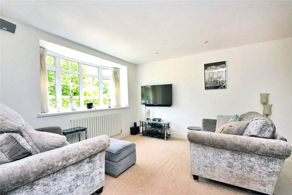 Property photo 3 of 15 Picture No. 04