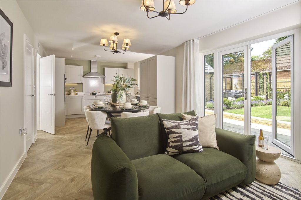 Property photo 2 of 12 Family/Dining Area