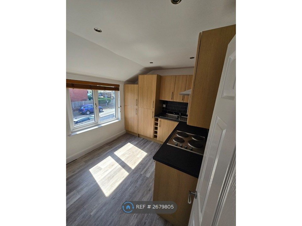 Property photo 2 of 15 Kitchen