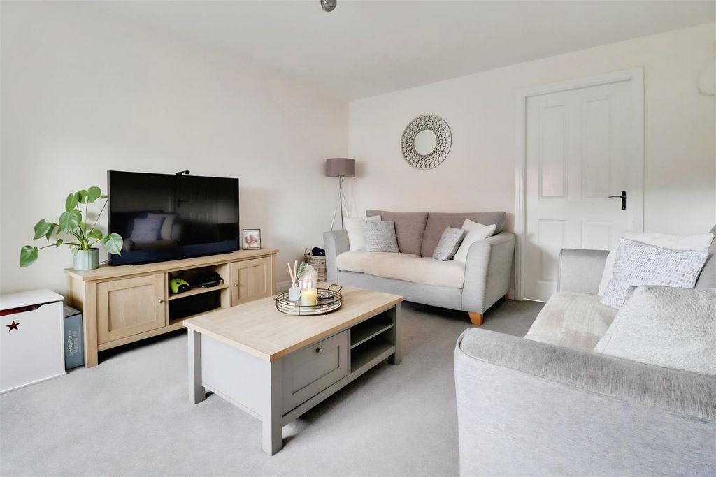 Property photo 3 of 14 d38Ff90d-1.Jpg