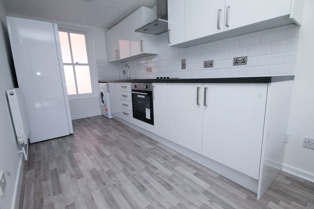 Property photo 1 of 3 Kitchen