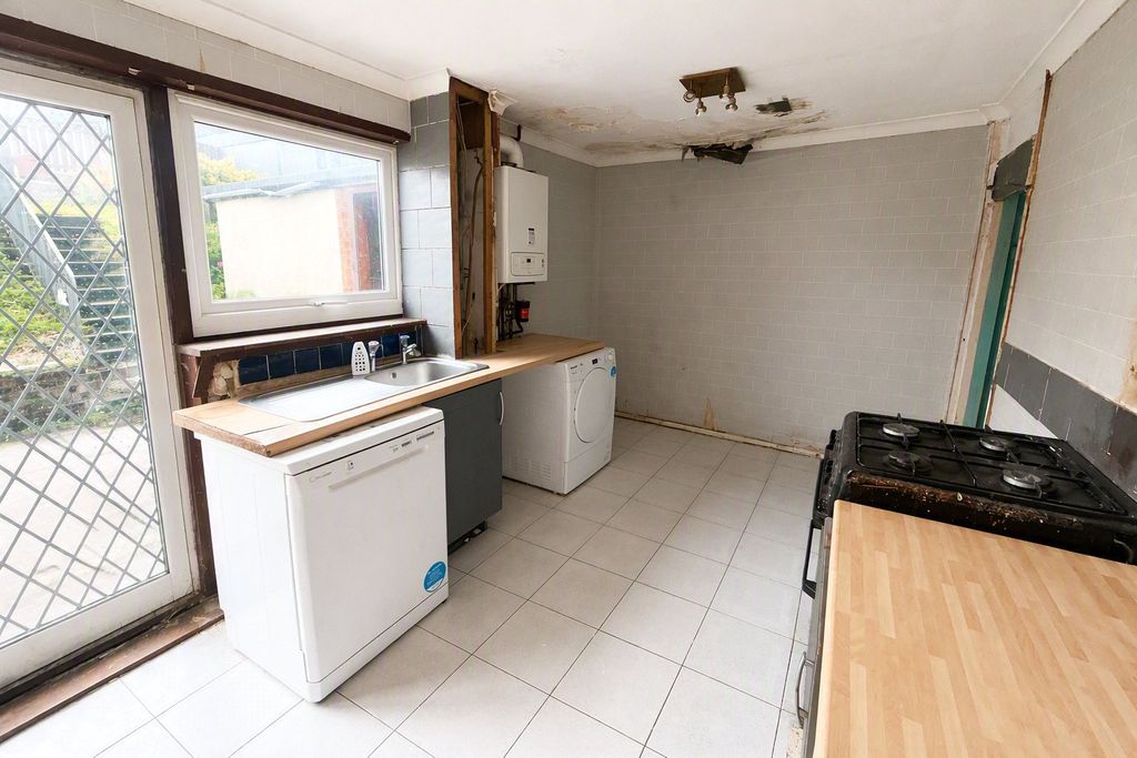 Property photo 3 of 10 Picture No. 03
