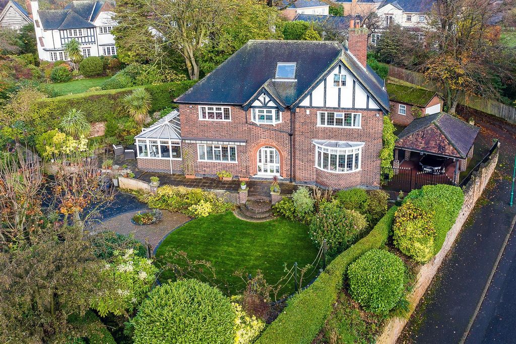 Property photo 1 of 23