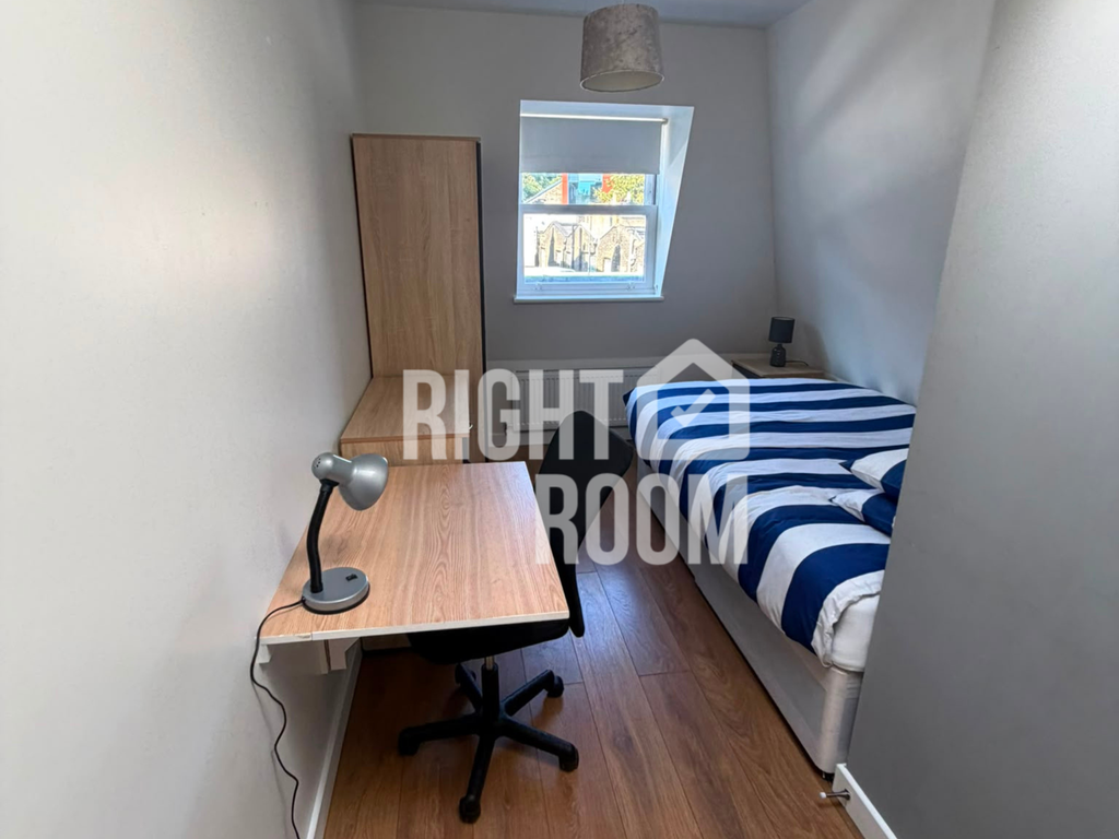 Property photo 1 of 4