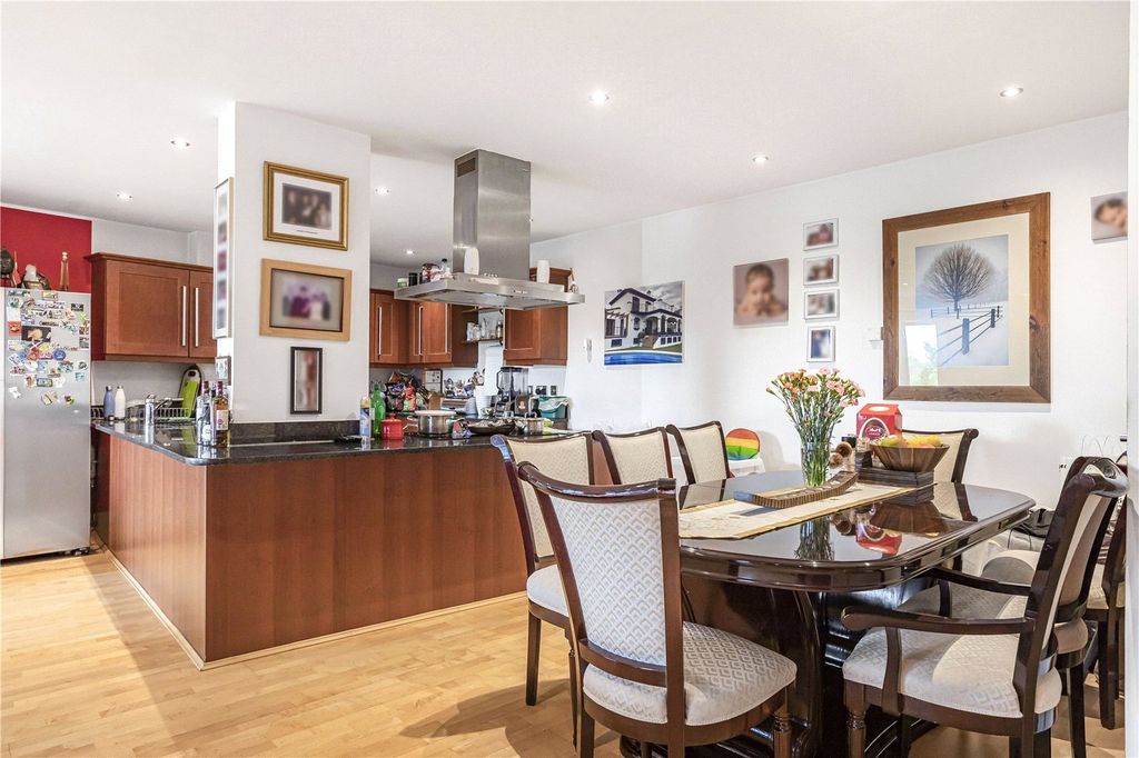 Property photo 2 of 13 Picture No. 03